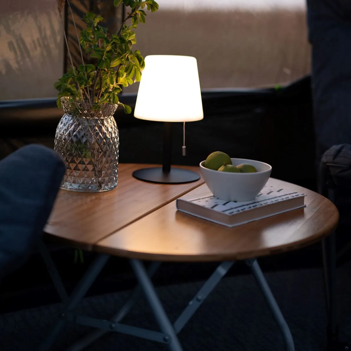Ara Lamp